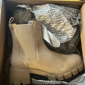 Steve Madden hola sand suede boot